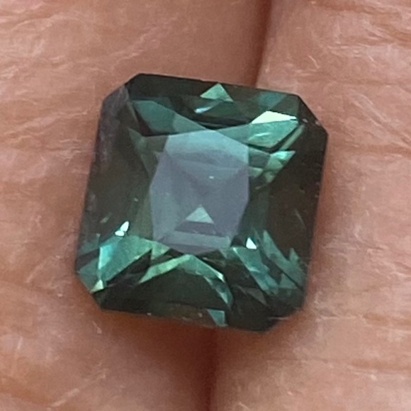REAL Teal / Green NATURAL Sapphire - 1.09 Carats - NO HEAT - Kenya - Picture 1 of 10